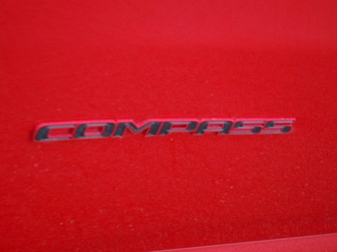 Used 2022 Jeep Compass Limited w/ (RED) Package image 9