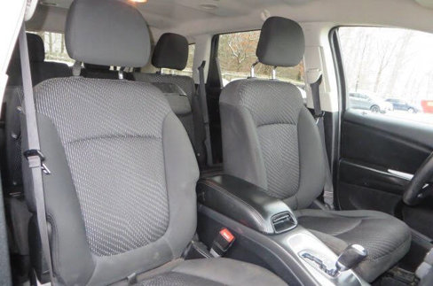 Used 2017 Dodge Journey SXT w/ Comfort/Convenience Group image 42