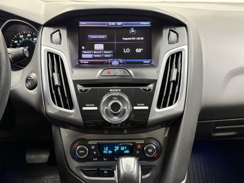 Used 2013 Ford Focus Titanium w/ Titanium Handling Pkg image 21