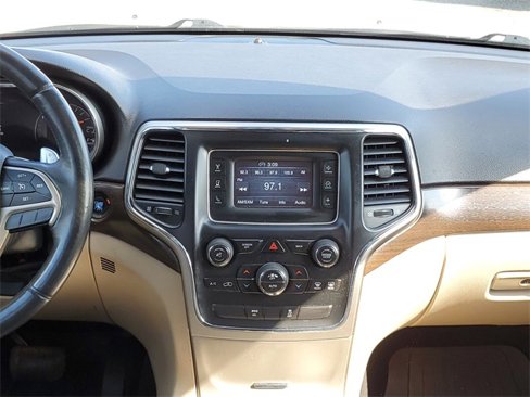 Used 2014 Jeep Grand Cherokee Laredo w/ Quick Order Package 23E image 28