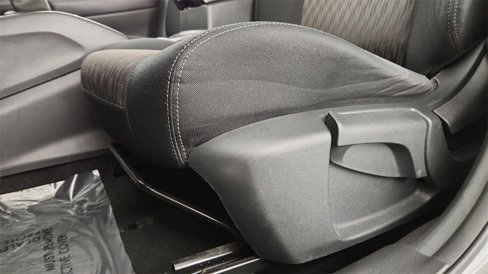 Used 2018 Nissan Rogue S image 18