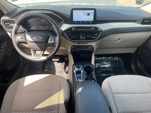 Used 2020 Ford Escape SE image 15