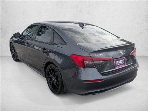 Used 2023 Honda Civic Sport image 7