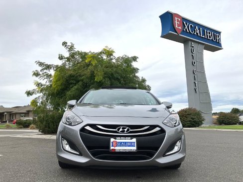 Used 2013 Hyundai Elantra GT w/ Tech Pkg image 4
