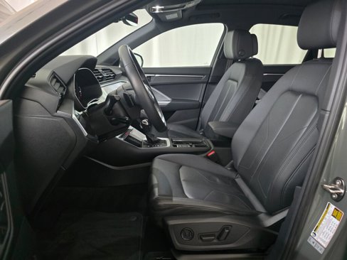Used 2022 Audi Q3 2.0T Premium w/ Convenience Package image 13