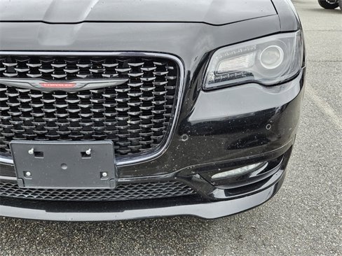 Used 2022 Chrysler 300 S image 15