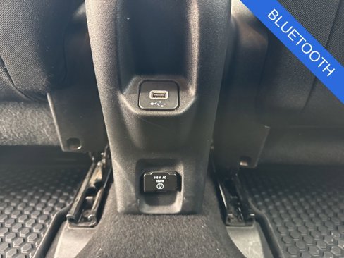 Used 2022 Jeep Renegade Latitude w/ Convenience Group image 16
