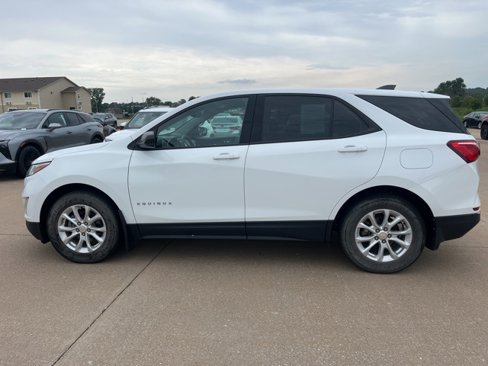 Used 2018 Chevrolet Equinox LS image 7