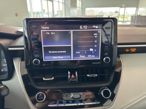 Used 2022 Toyota Corolla SE image 29