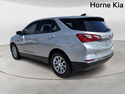 Used 2018 Chevrolet Equinox LS image 5