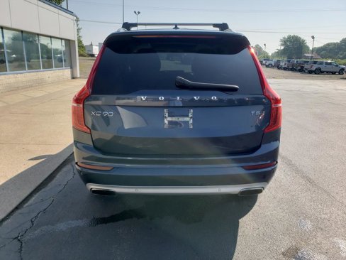 Used 2020 Volvo XC90 T5 Momentum w/ Protection Package image 6