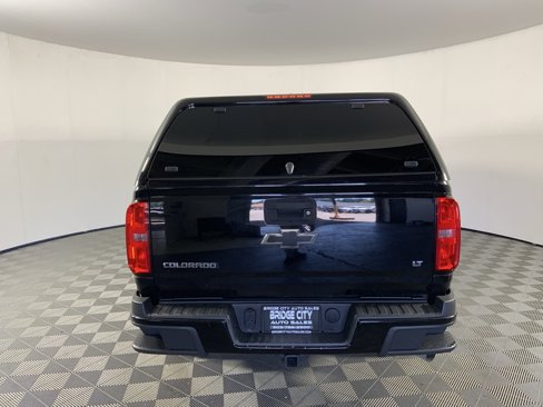 Used 2016 Chevrolet Colorado LT w/ Midnight Edition image 8