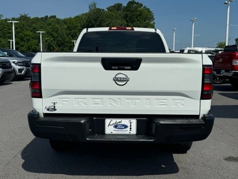 Used 2024 Nissan Frontier S w/ S Utility Package image 4