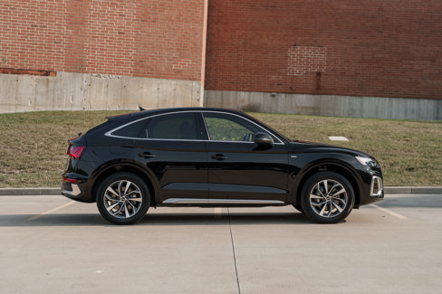 Used 2023 Audi Q5 2.0T Premium Plus w/ Premium Plus Package image 3