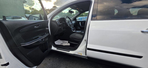 Used 2010 GMC Acadia SL image 7