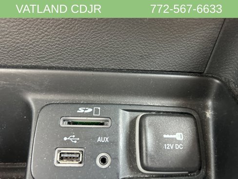Used 2016 Jeep Cherokee Sport w/ Trailer Tow Group image 24