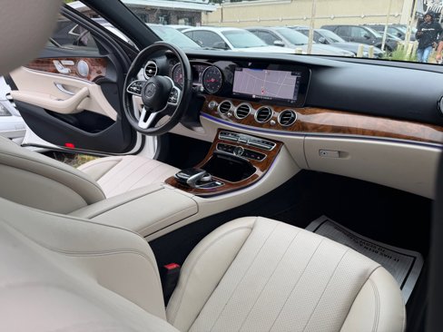 Used 2019 Mercedes-Benz E 300 4MATIC w/ Premium 1 Package image 42