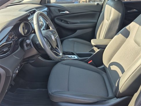 Used 2023 Buick Encore GX Select image 18