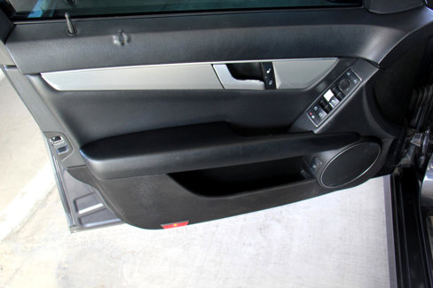 Used 2013 Mercedes-Benz C 250 Sedan image 20