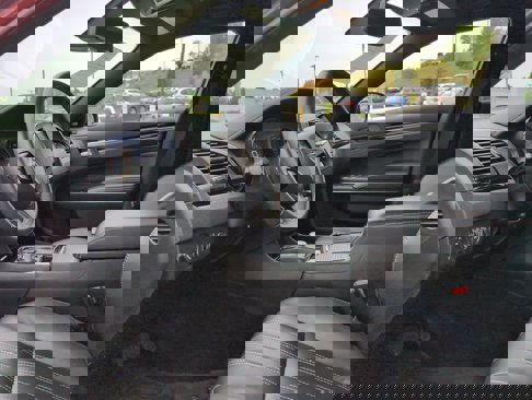Used 2018 Chrysler 300 S image 10