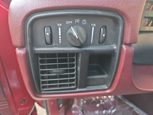 Used 1996 Chevrolet Impala SS image 22
