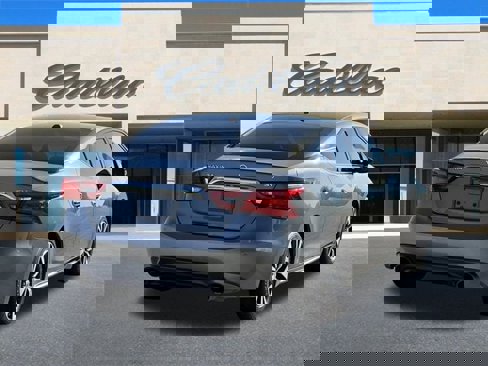 Used 2017 Nissan Maxima 3.5 SV image 3
