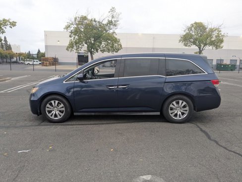 Used 2016 Honda Odyssey SE image 9
