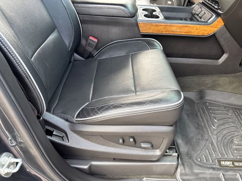 Used 2017 Chevrolet Silverado 1500 High Country image 43
