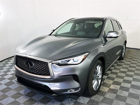Used 2019 INFINITI QX50 Essential image 3