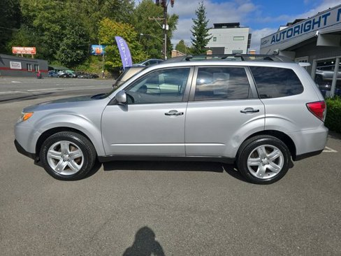 Used 2009 Subaru Forester 2.5X Limited image 3