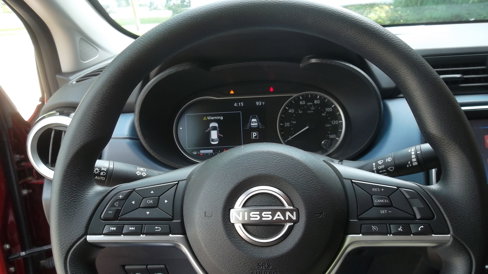 Used 2025 Nissan Versa SV image 10
