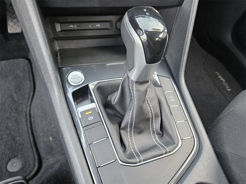 Certified 2023 Volkswagen Tiguan S image 31