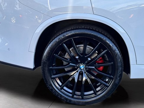 Used 2022 BMW X5 xDrive40i w/ M Sport Package image 77