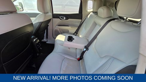 Used 2022 Jeep Compass Latitude image 9