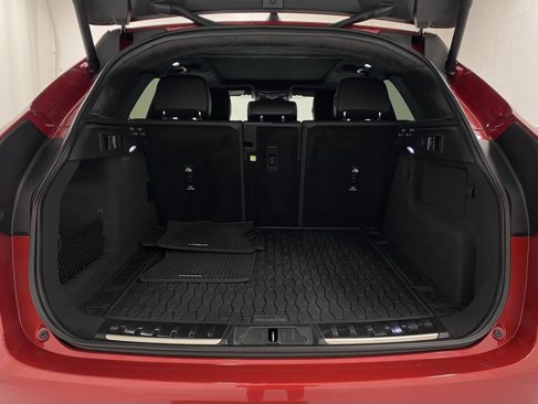 Used 2023 Jaguar F-PACE S image 45