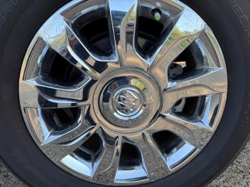 Used 2017 Buick Enclave Leather image 7