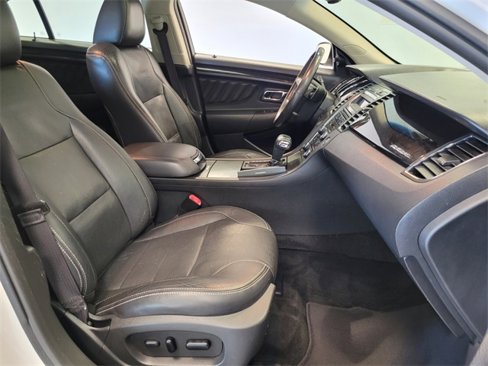 Used 2011 Ford Taurus Limited w/ 303A Rapid Spec Order Code image 15
