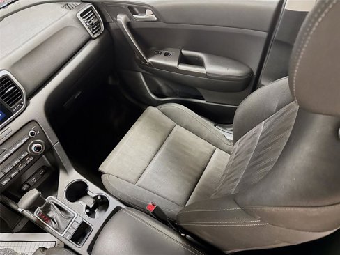 Used 2020 Kia Sportage LX image 21