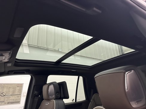 New 2025 GMC Yukon Denali Ultimate image 25