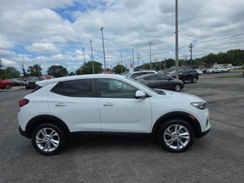 Used 2023 Buick Encore GX Preferred w/ Cold Weather Comfort Package image 3