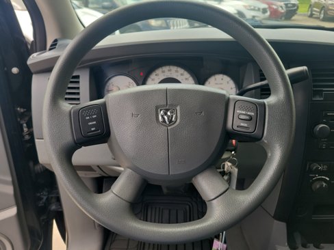 Used 2006 Dodge Durango SXT image 16