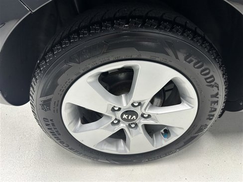 Used 2019 Kia Soul image 13
