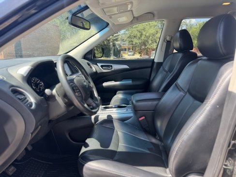Used 2020 Nissan Pathfinder SL image 6