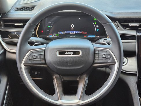 Used 2023 Jeep Grand Cherokee 4WD 4xe image 28