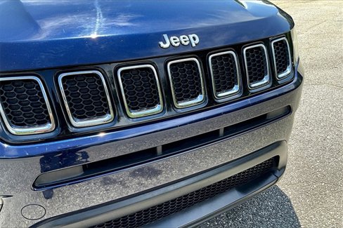 Used 2018 Jeep Compass Latitude image 29