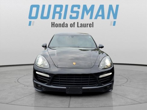 Used 2013 Porsche Cayenne GTS image 8