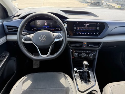 Used 2024 Volkswagen Taos SE image 12
