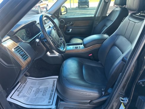 Used 2018 Land Rover Range Rover HSE image 14