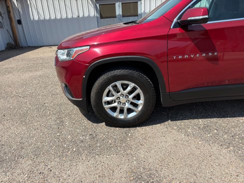 Used 2019 Chevrolet Traverse LT w/ LPO, Cargo Package image 4