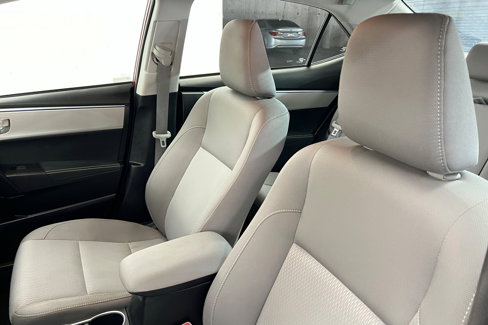Used 2016 Toyota Corolla LE image 16